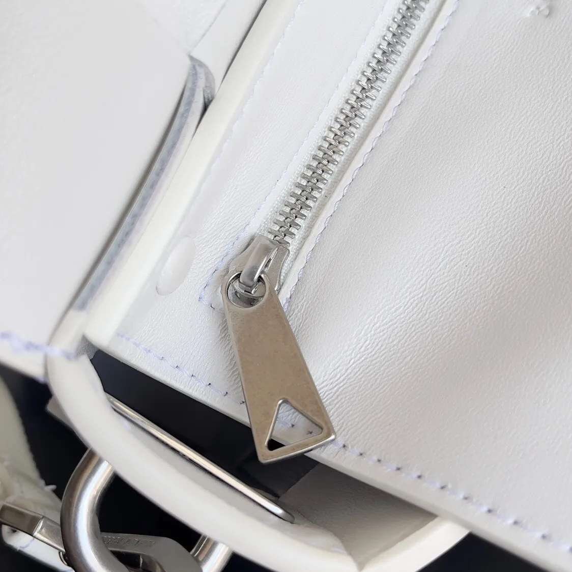 All categories 💚 Authentic bags 💚 BV 2025 new BV crossbody bag